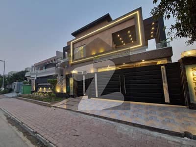 Bahria Town 10 Marla Brand New Modern House For Sale