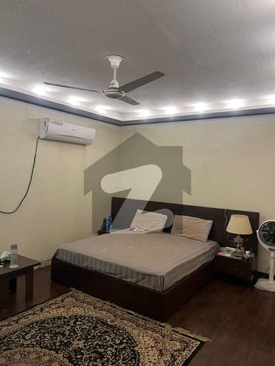 2 Bed Fully Furnished Upper Portion Available at DHA Phase 5 Lahore