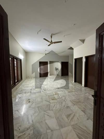 ڈی ایچ اے فیز 2 ڈی ایچ اے ڈیفینس,کراچی میں 4 کمروں کا 1 کنال مکان 9.5 کروڑ میں برائے فروخت۔ ڈی ایچ اے فیز 2 ڈی ایچ اے ڈیفینس,کراچی میں 4 کمروں کا 1 کنال مکان 9.5 کروڑ میں برائے فروخت۔