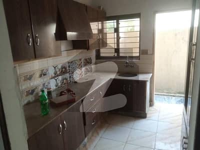 4 MARLA HOUSE FOR SALE IN MILITARY ACCOUNT SOCIETY COLLEGE ROAD LAHORE