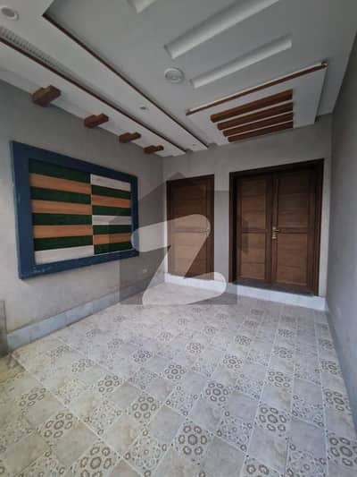 8 MARLA HOUSE FOR SALE IN MILITARY ACCOUNT SOCIETY COLLEGE ROAD LAHORE