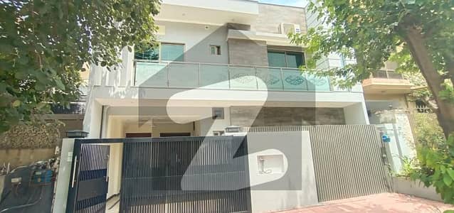 G9/3, Beautiful Location House Pindi Face Available