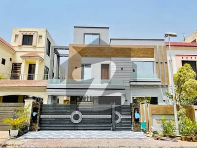 10 Marla Brand New Modern House For Sale Bahria Town, Lahore