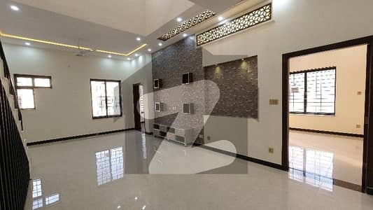 E-11 Triple storey house 6.5 Marla having 5 bedrooms attached Washrooms DD TvL store SQ electric, gas and water boring available Demand 5.50 Crore