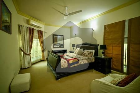 ایف ۔ 10 اسلام آباد میں 5 کمروں کا 1 کنال مکان 20.0 کروڑ میں برائے فروخت۔