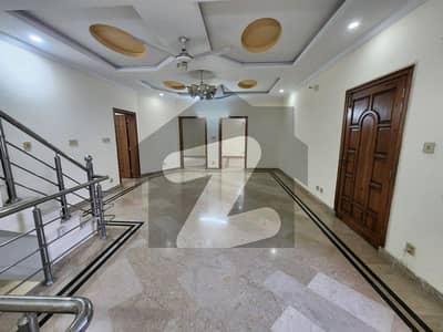 FULL HOUSE FOR RENT IN F-6