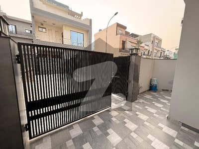 5 Marla Brand New House For Sale