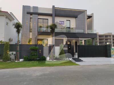 لیک سٹی ۔ سیکٹر ایم ۔ 3اے لیک سٹی,رائیونڈ روڈ,لاہور میں 5 کمروں کا 1 کنال مکان 9.5 کروڑ میں برائے فروخت۔ لیک سٹی ۔ سیکٹر ایم ۔ 3اے لیک سٹی,رائیونڈ روڈ,لاہور میں 5 کمروں کا 1 کنال مکان 9.5 کروڑ میں برائے فروخت۔