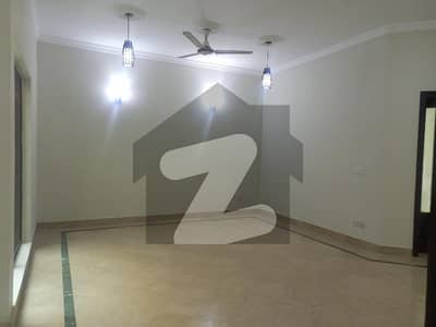 7 Marla Commercial 2nd Floor Available at DHA Phase 1 Block G Lahore