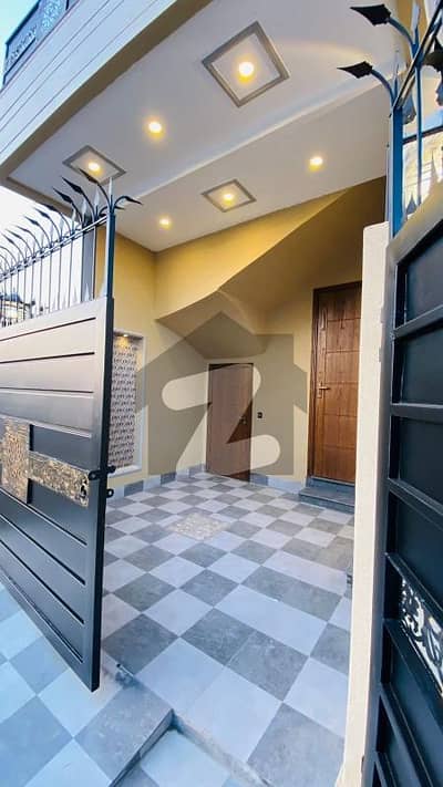 فارمانئیٹس ہاؤسنگ سکیم لاہور میں 3 کمروں کا 3 مرلہ مکان 1.2 کروڑ میں برائے فروخت۔