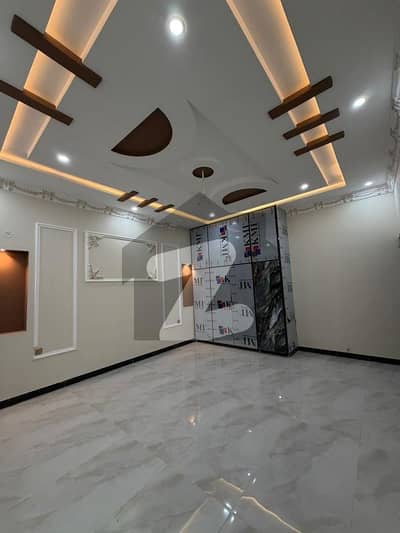 5marla facing park modern design house for Rent in Valencia town