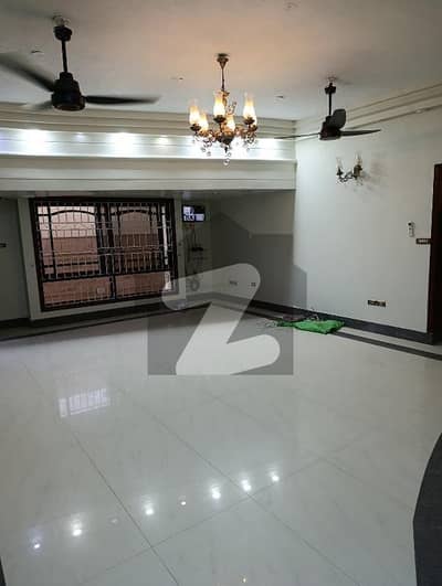 ڈی ایچ اے فیز 1 ڈی ایچ اے ڈیفینس,کراچی میں 1 کنال زیریں پورشن 2.65 لاکھ میں کرایہ پر دستیاب ہے۔