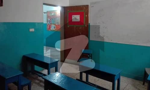 علامہ اقبال ٹاؤن ۔ کامران بلاک علامہ اقبال ٹاؤن,لاہور میں 3 کمروں کا 12 مرلہ مکان 1.3 لاکھ میں کرایہ پر دستیاب ہے۔