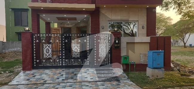 5 MARLA DESIGNER HOUSE FOR SALE | PRIME LOCATION | NEAR TO PARK & MAIN ROAD | PRIME LOCATION 5 MARLA DESIGNER HOUSE FOR SALE | PRIME LOCATION | NEAR TO PARK & MAIN ROAD | PRIME LOCATION