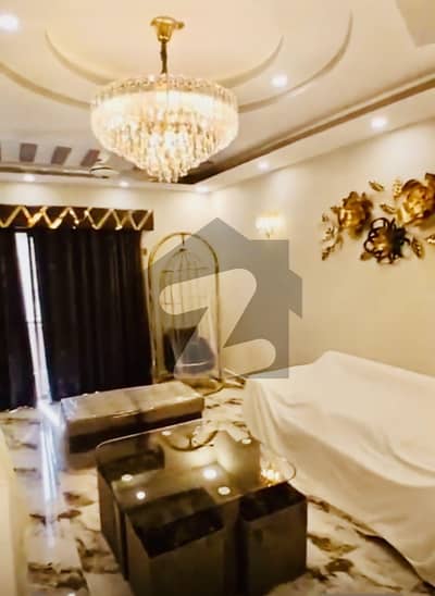 FLAT FOR SALE HASAN EXTENTION 3BED ROOM 3ATTACHED BATH ROOM SEPARATE BIG DRAWING ROOM OPEN LOUNGE 1 KITCHEN TILES FLOORING WEST OPEN CAR PARKING 1750 SQ FEET SECURITY GUARDS   KDA LEASE (BANK LOAN AVAILABLE)BLOCK 13A GULSHAN E IQBAL INTERST PERSON CALL