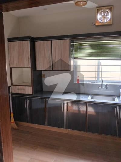 10 Marla House For Rent In Nasheman-E-Iqbal Phase 2