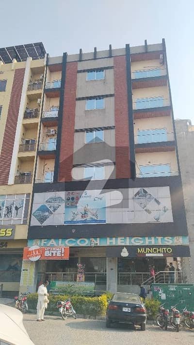 گلبرگ بزنس اسکوائر گلبرگ,اسلام آباد میں 1 مرلہ دفتر 28.0 لاکھ میں برائے فروخت۔