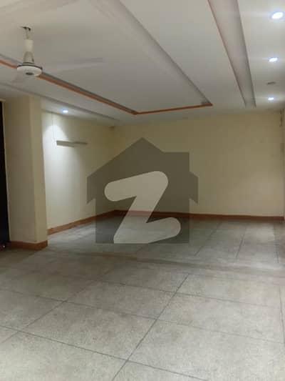 فیصل ٹاؤن ۔ بلاک اے فیصل ٹاؤن,لاہور میں 11 کمروں کا 2 کنال عمارت 10.0 لاکھ میں کرایہ پر دستیاب ہے۔