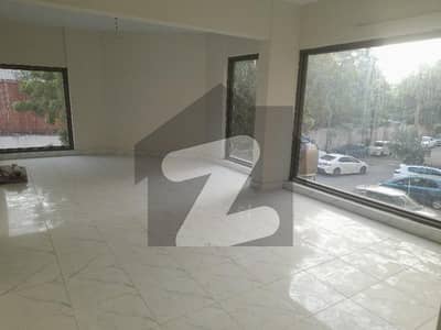 ڈی ایچ اے فیز 5 ڈی ایچ اے ڈیفینس,کراچی میں 3 مرلہ علاوہ 1.0 لاکھ میں کرایہ پر دستیاب ہے۔