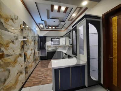 گوالیار کوآپریٹو ہاؤسنگ سوسائٹی سکیم 33,کراچی میں 6 کمروں کا 10 مرلہ مکان 5.15 کروڑ میں برائے فروخت۔