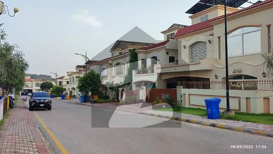 IDEAL RATE DEAL NEAR TO MAIN COMMERCIAL AREA AND MAIN ROAD