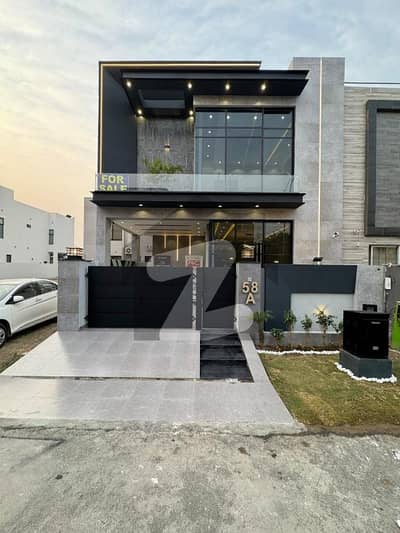 100% Original Pictures 5 Marla Brand New Modern Design Lavish House For Sale In DHA |