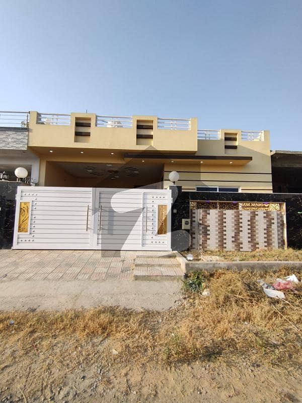 ای ۔ 18 اسلام آباد میں 3 کمروں کا 7 مرلہ مکان 1.5 کروڑ میں برائے فروخت۔ ای ۔ 18 اسلام آباد میں 3 کمروں کا 7 مرلہ مکان 1.5 کروڑ میں برائے فروخت۔