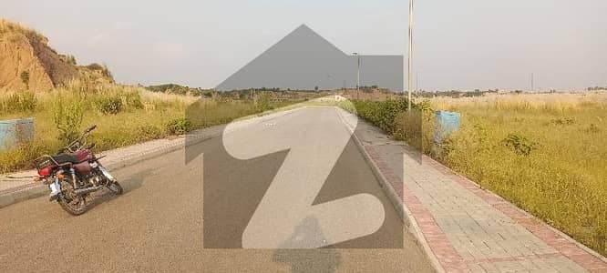 We Deals in All Kind of Property in all CDA Sectors, Bahria Town Rawalpindi/ Islamabad and in all DHA