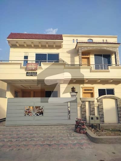 جی ۔ 13 اسلام آباد میں 6 کمروں کا 10 مرلہ مکان 8.5 کروڑ میں برائے فروخت۔