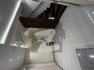 الکبیر ٹاؤن - فیز 2 الکبیر ٹاؤن,رائیونڈ روڈ,لاہور میں 4 کمروں کا 3 مرلہ مکان 1.5 کروڑ میں برائے فروخت۔