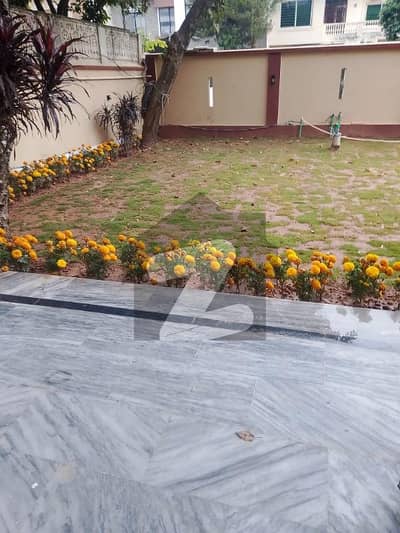 Beautiful House for Rent in f6