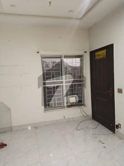 6 MARLA UPPER PORTION AVAILABLE FOR RENT IN GULSHAN E LHR VIP LOCATION TILE FLOOR BAJLI PANI GAS AVAILABLE SMALL FAMILY 2 bedroom 2 washroom TV launch kitchen drawing room tild floor