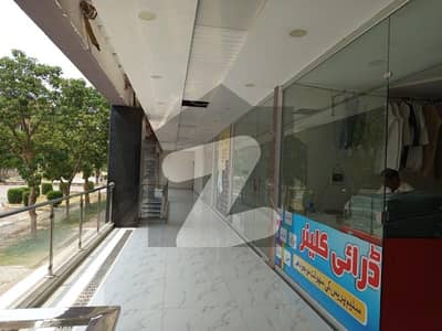 اپل اسکوائر گلبرگ ریزیڈنشیا,گلبرگ,اسلام آباد میں 2 مرلہ دکان 50.0 ہزار میں کرایہ پر دستیاب ہے۔