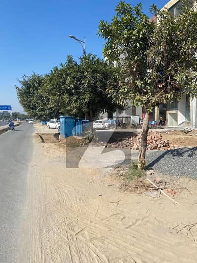 152 BLOCK B COMMERCIAL BROADWAY FOR SALE IN DHA LAHORE PHASE 8