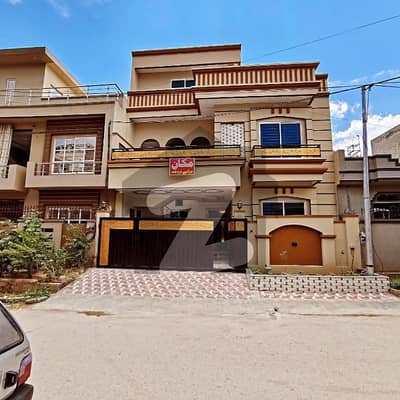 6 MARLA BRIND NEW DOUBLE STORY HOUSE FOR