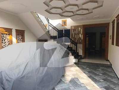 6 MARLA BRIND NEW HOUSE FOR SALE