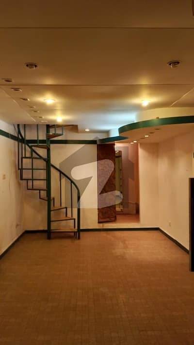 Shop+ mezzanine For Rent Zamzama Commercial