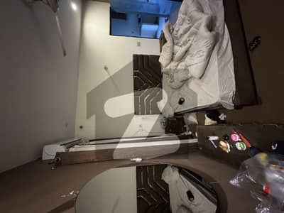 جوہر ٹاؤن فیز 2 جوہر ٹاؤن,لاہور میں 1 کمرے کا 2 مرلہ کمرہ 26.0 ہزار میں کرایہ پر دستیاب ہے۔