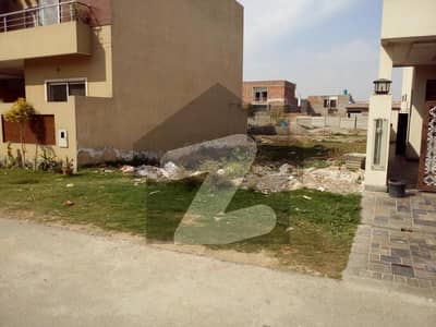 ڈی ایچ اے 9 ٹاؤن ۔ بلاک اے ڈی ایچ اے 9 ٹاؤن,ڈیفنس (ڈی ایچ اے),لاہور میں 5 مرلہ رہائشی پلاٹ 1.1 کروڑ میں برائے فروخت۔