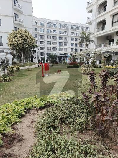 دی سپرنگ آپارٹمنٹس ہومز مین کینال بینک روڈ,لاہور میں 1 کمرے کا 4 مرلہ فلیٹ 54.0 ہزار میں کرایہ پر دستیاب ہے۔