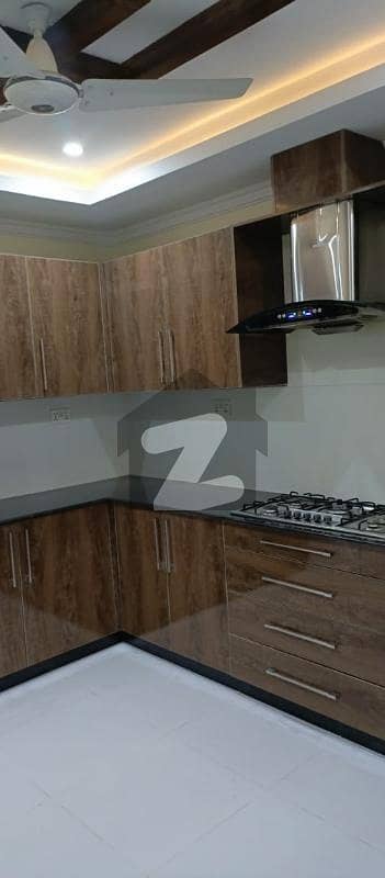 ایف ۔ 7 اسلام آباد میں 5 کمروں کا 1 کنال مکان 7.5 لاکھ میں کرایہ پر دستیاب ہے۔ ایف ۔ 7 اسلام آباد میں 5 کمروں کا 1 کنال مکان 7.5 لاکھ میں کرایہ پر دستیاب ہے۔