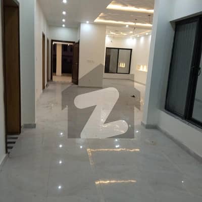 جی ۔ 15 اسلام آباد میں 4 کمروں کا 1 کنال بالائی پورشن 1.0 لاکھ میں کرایہ پر دستیاب ہے۔