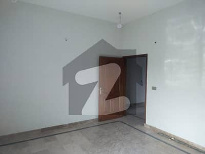 آئی ای پی انجنیئرز ٹاؤن ۔ سیکٹر اے آئی ای پی انجینئرز ٹاؤن,لاہور میں 5 کمروں کا 10 مرلہ مکان 3.4 کروڑ میں برائے فروخت۔