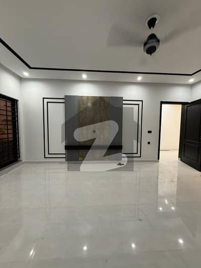 آئی ای پی انجنیئرز ٹاؤن ۔ سیکٹر اے آئی ای پی انجینئرز ٹاؤن,لاہور میں 6 کمروں کا 1 کنال مکان 6.4 کروڑ میں برائے فروخت۔