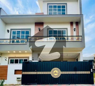 Well-Constructed Brand New House Available For Rent In G-13/2