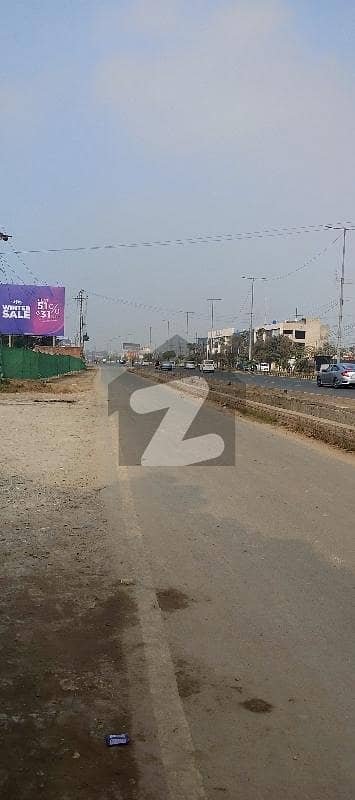 Main Road 24 Kanal Commercial Land