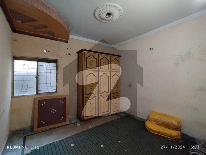 سمن آباد لاہور میں 4 کمروں کا 7 مرلہ مکان 1.12 لاکھ میں کرایہ پر دستیاب ہے۔ سمن آباد لاہور میں 4 کمروں کا 7 مرلہ مکان 1.12 لاکھ میں کرایہ پر دستیاب ہے۔