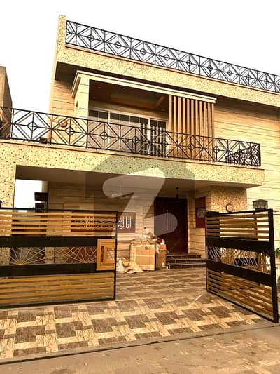 Fully Furnished Designer House for Sale - City Housing. 8.5 CR Only