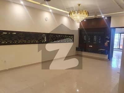 10 Marla Slightly Used House For Sale