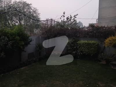 10 Marla Luxury House For Sale Near Eden Valley, 208 Chak, Faisalabad